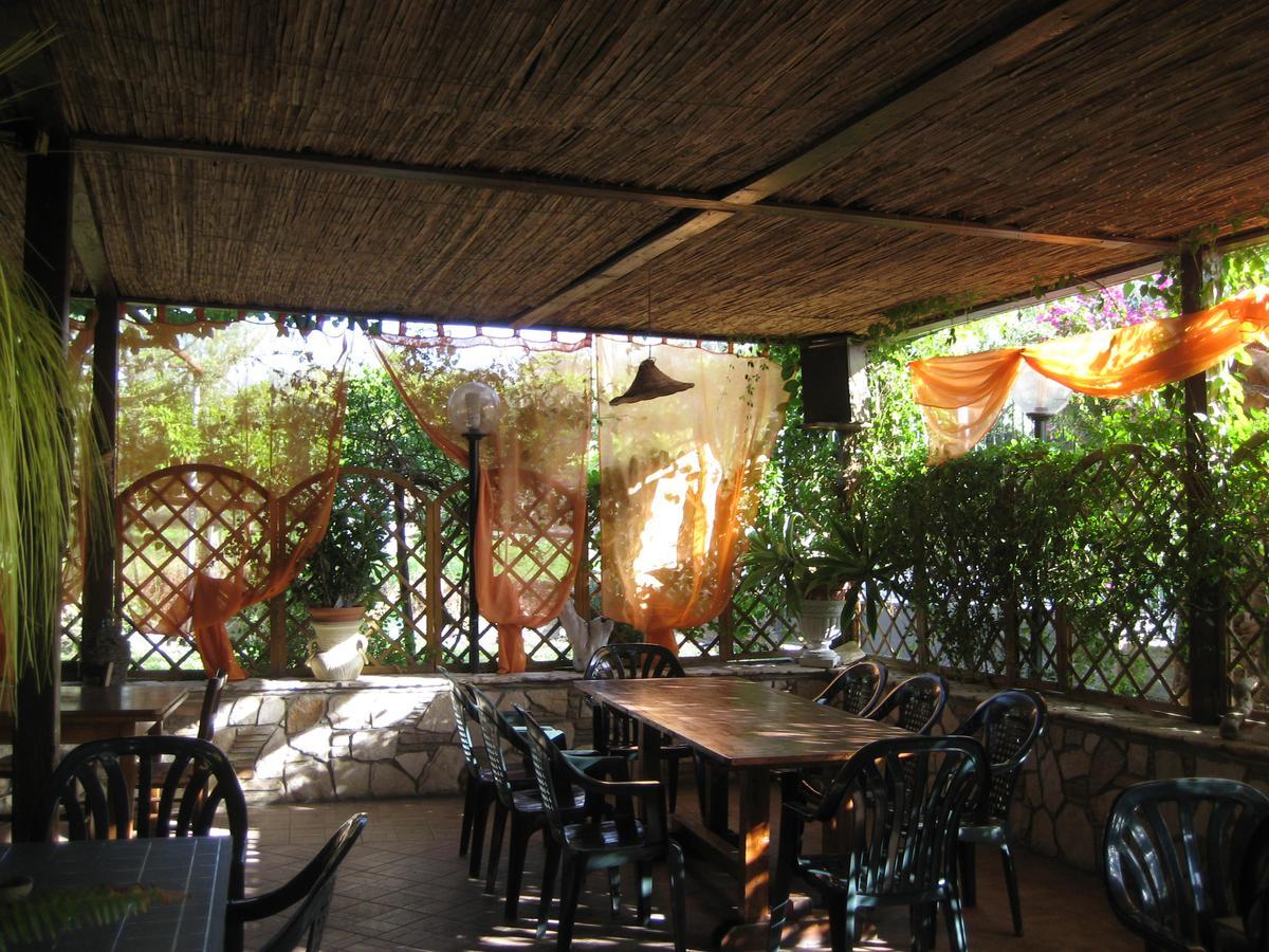 Oasi Del Lago Regalbuto Exterior foto