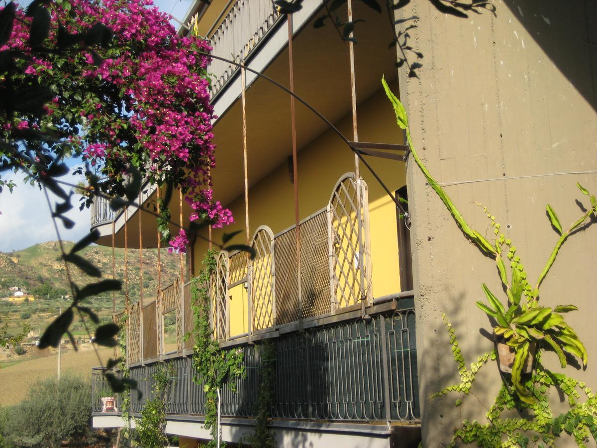 Oasi Del Lago Regalbuto Exterior foto